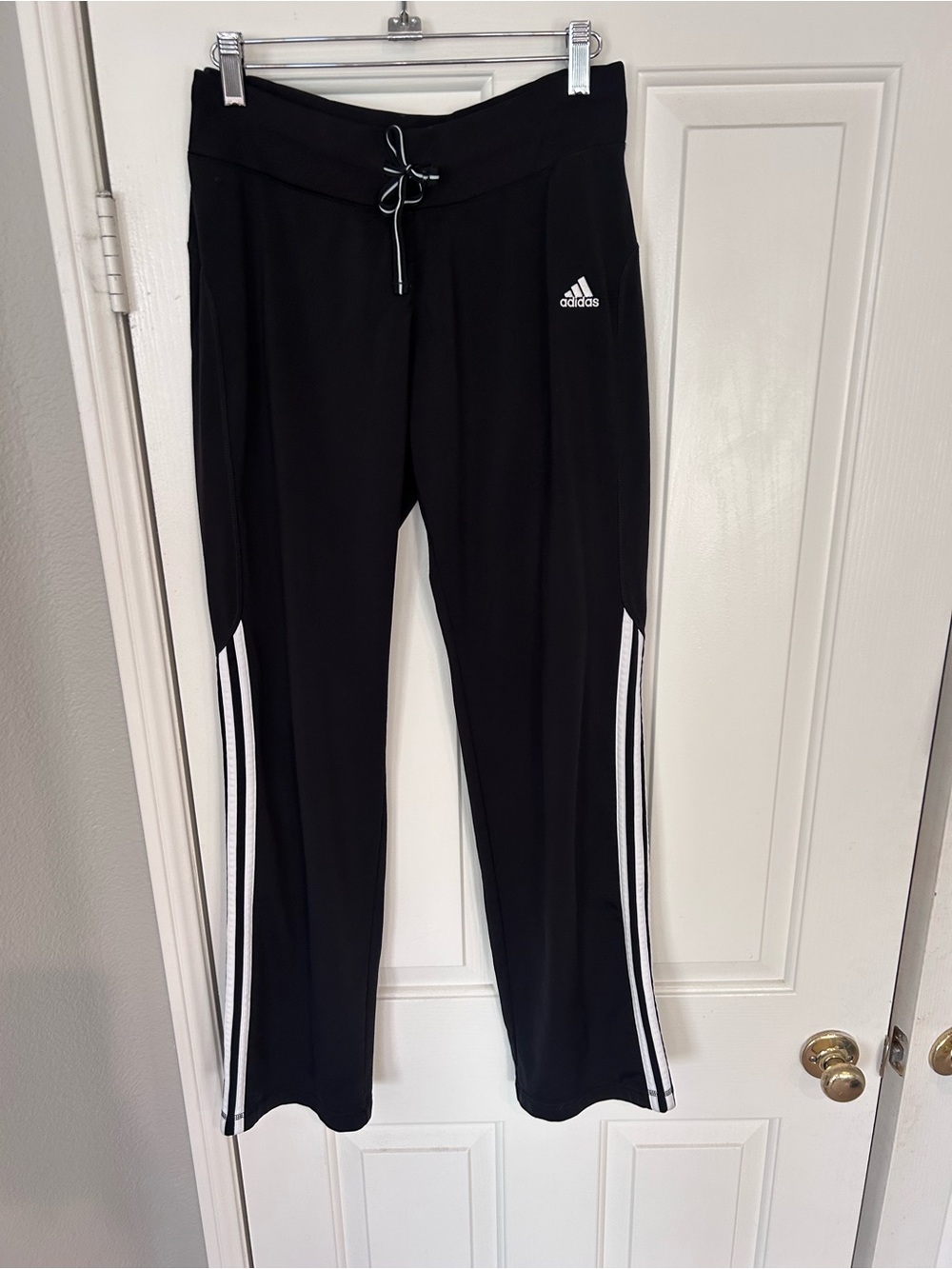 Adidas Black and white track suit - Picture 4 of 5